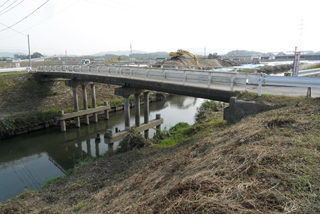 岩根上橋